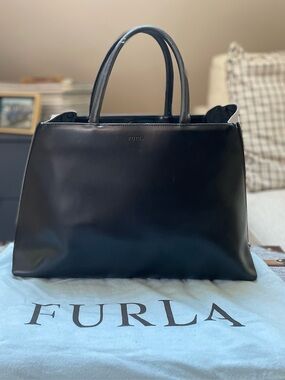 Furla Black Smooth Leather Top-Handle Tote